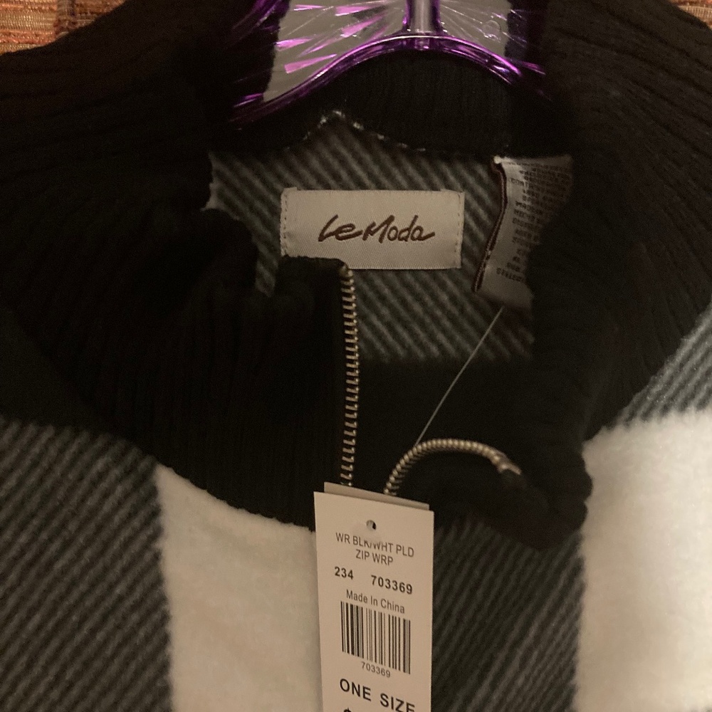 Jacket - Picture 3 of 4